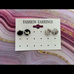 Fashion stud earrings